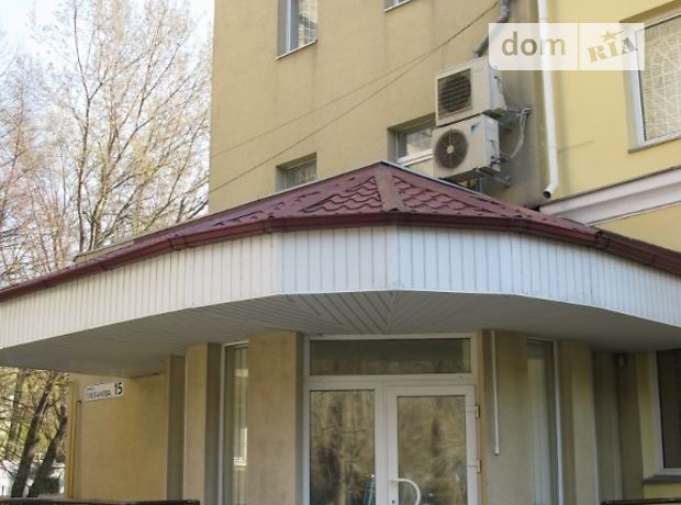 Офисное трехэтажное здание в Днепропетровске площадью 303 кв.м. фото 1 Офисное трехэтажное здание в Днепропетровске площадью 303 кв.м. фото 1