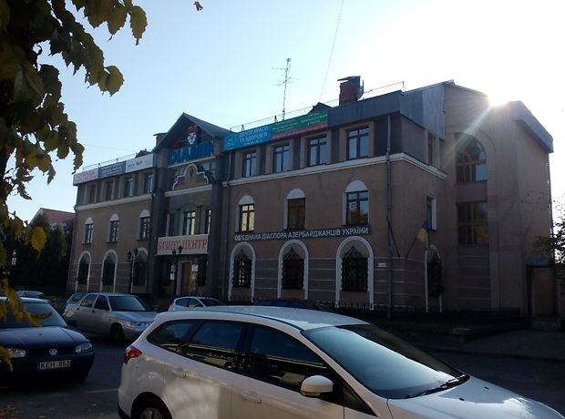 Офисное одноэтажное здание в Житомире площадью 1082 кв.м. фото 1 Офисное одноэтажное здание в Житомире площадью 1082 кв.м. фото 1