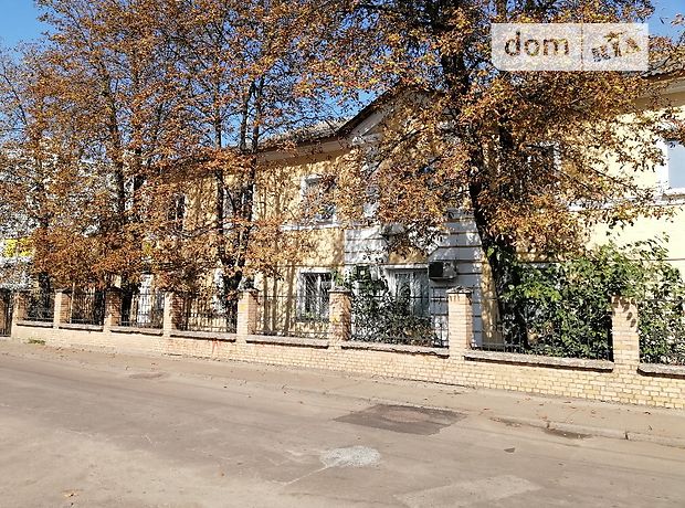Офисное двухэтажное здание в Киеве площадью 1640 кв.м. фото 1 Офисное двухэтажное здание в Киеве площадью 1640 кв.м. фото 1