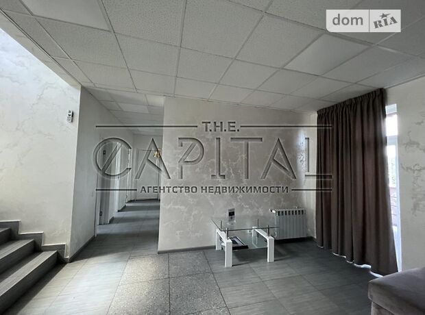 Офісна триповерхова будівля в Києві площею 435 кв.м. фото 1 Офісна триповерхова будівля в Києві площею 435 кв.м. фото 1