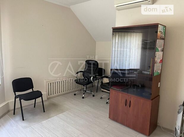 Офисное трехэтажное здание в Киеве площадью 256 кв.м. фото 1 Офисное трехэтажное здание в Киеве площадью 256 кв.м. фото 1