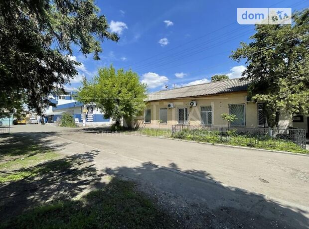 Офисное одноэтажное здание в Киеве площадью 300 кв.м. фото 1 Офисное одноэтажное здание в Киеве площадью 300 кв.м. фото 1