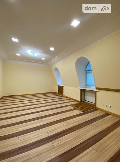 Офісне приміщення на 1660 кв.м. в Києві фото 1 Офісне приміщення на 1660 кв.м. в Києві фото 1