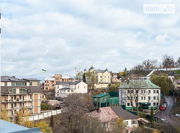 Офисное четырехэтажное здание в Киеве площадью 900 кв.м. фото 1 Офисное четырехэтажное здание в Киеве площадью 900 кв.м. фото 1