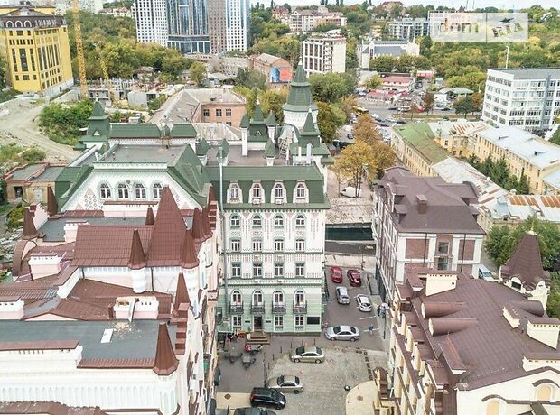 Офисное семиэтажное здание в Киеве площадью 3000 кв.м. фото 1