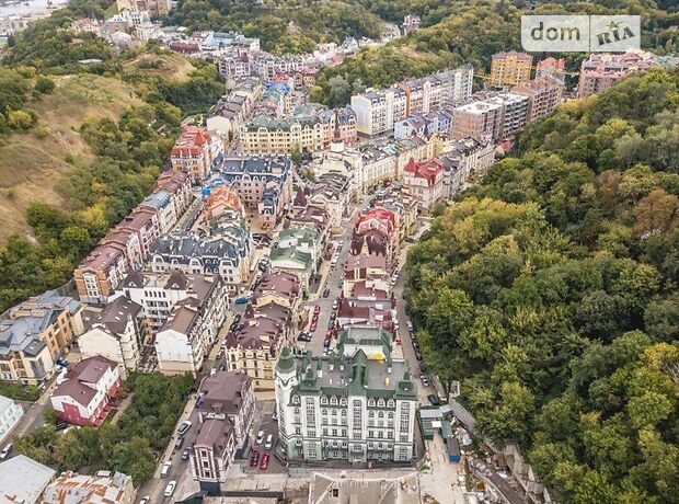 Офисное семиэтажное здание в Киеве площадью 3000 кв.м. фото 1 Офисное семиэтажное здание в Киеве площадью 3000 кв.м. фото 1