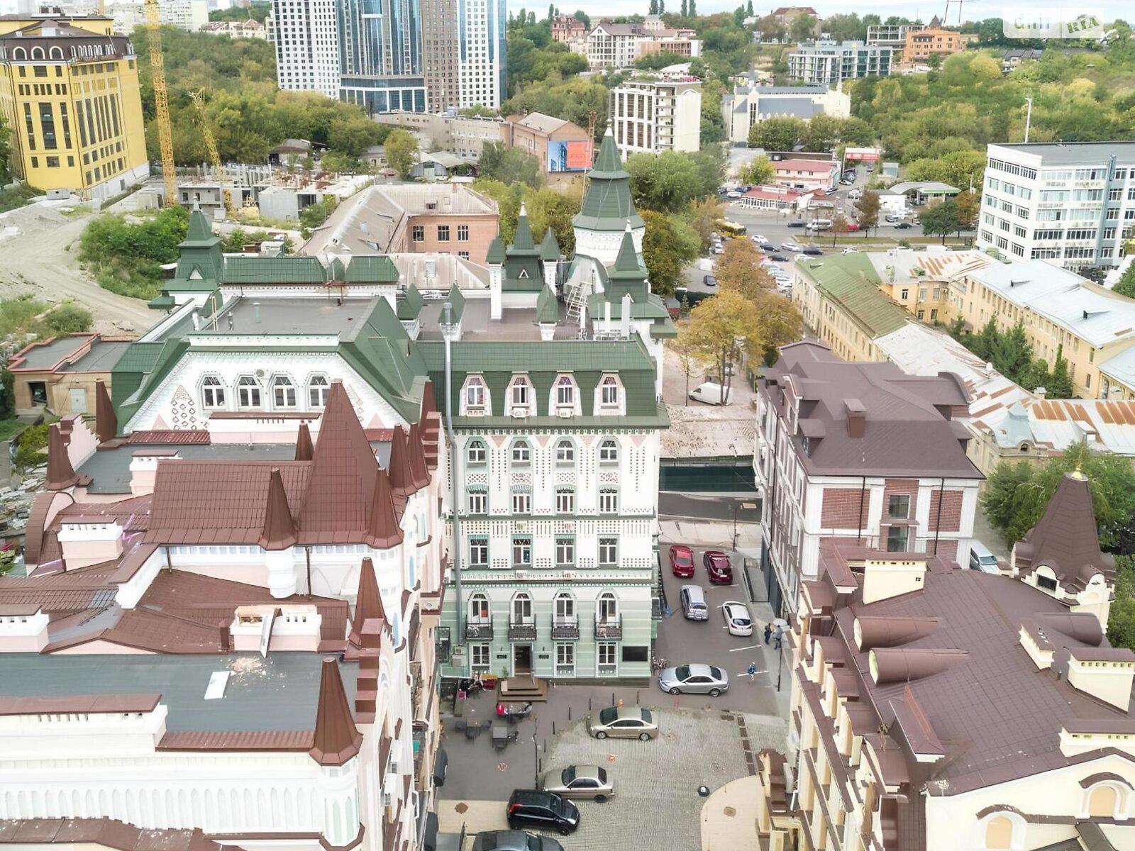 Офісне приміщення на 3000 кв.м. в Києві фото 1 Офісне приміщення на 3000 кв.м. в Києві фото 1