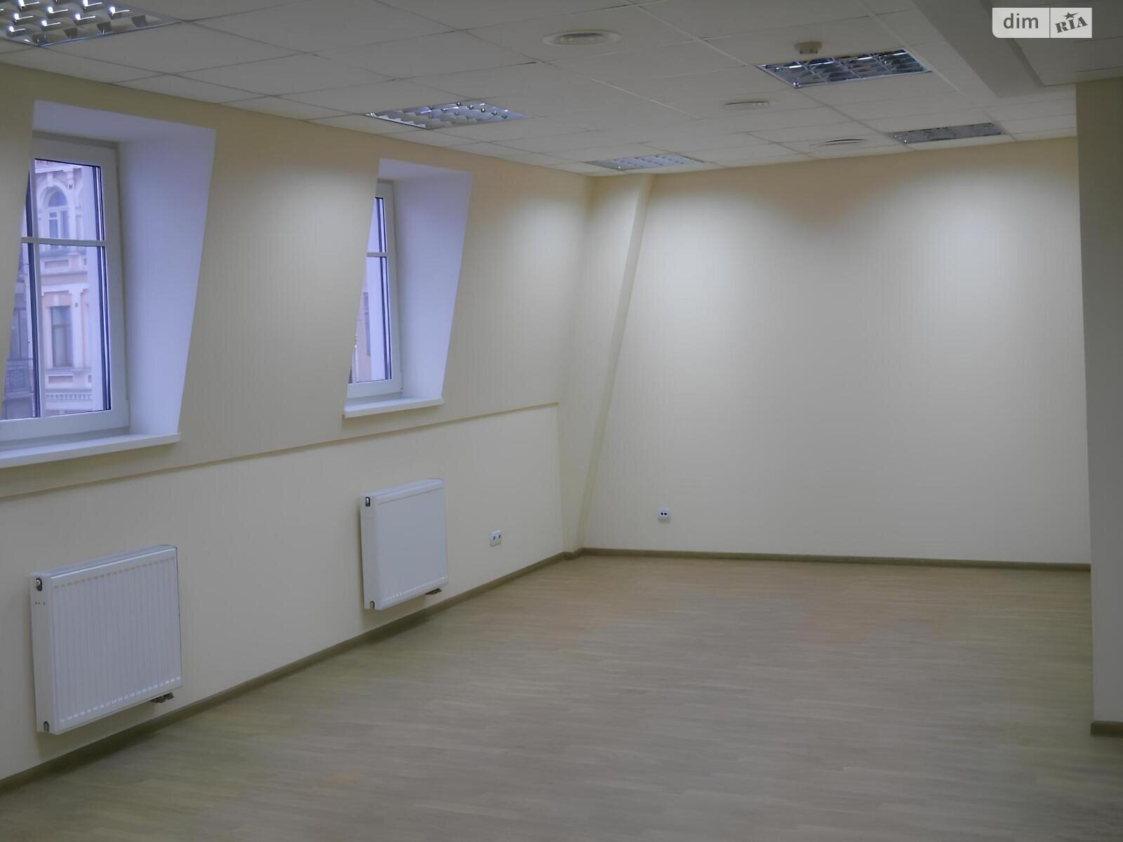 Офісне приміщення на 1000 кв.м. в Києві фото 1 Офісне приміщення на 1000 кв.м. в Києві фото 1