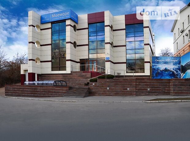 Офисное трехэтажное здание в Киеве площадью 1094 кв.м. фото 1 Офисное трехэтажное здание в Киеве площадью 1094 кв.м. фото 1