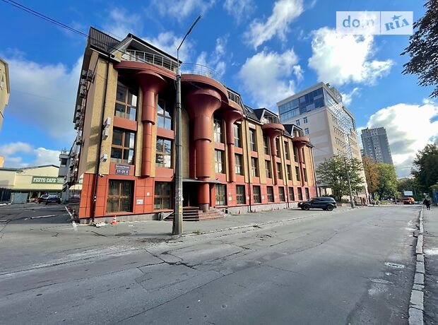 Офісна чотириповерхова будівля в Києві площею 3646 кв.м. фото 1 Офісна чотириповерхова будівля в Києві площею 3646 кв.м. фото 1