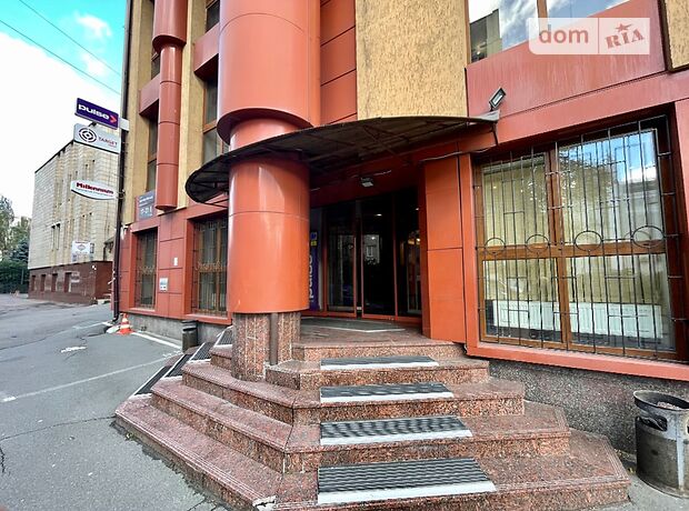 Офісна чотириповерхова будівля в Києві площею 3646 кв.м. фото 1 Офісна чотириповерхова будівля в Києві площею 3646 кв.м. фото 1