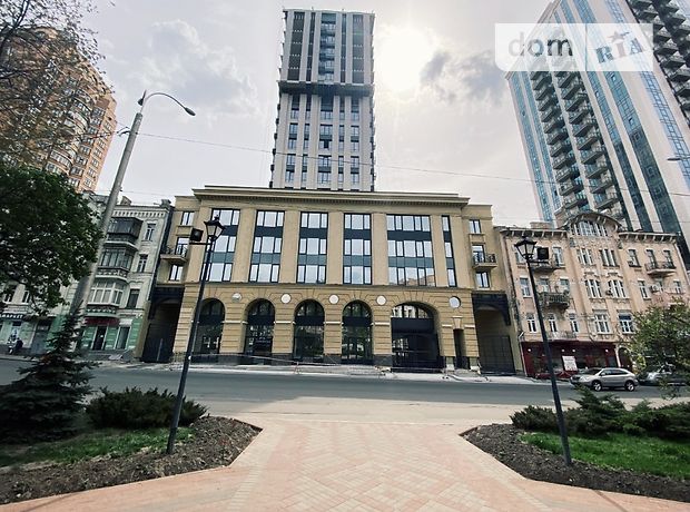 Офисное четырехэтажное здание в Киеве площадью 2048 кв.м. фото 1 Офисное четырехэтажное здание в Киеве площадью 2048 кв.м. фото 1