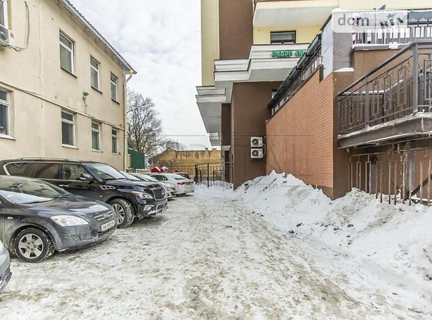 Офісна двоповерхова будівля в Києві площею 798 кв.м. фото 1 Офісна двоповерхова будівля в Києві площею 798 кв.м. фото 1