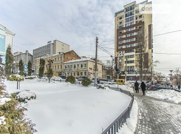 Офісна двоповерхова будівля в Києві площею 798 кв.м. фото 1 Офісна двоповерхова будівля в Києві площею 798 кв.м. фото 1