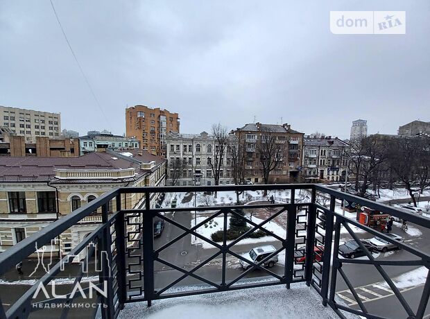 Офисное пятиэтажное здание в Киеве площадью 2118 кв.м. фото 1 Офисное пятиэтажное здание в Киеве площадью 2118 кв.м. фото 1