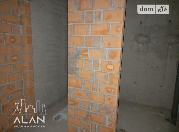 Офисное пятиэтажное здание в Киеве площадью 2118 кв.м. фото 1 Офисное пятиэтажное здание в Киеве площадью 2118 кв.м. фото 1