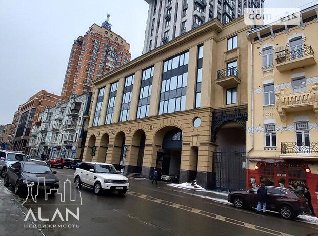 Офисное пятиэтажное здание в Киеве площадью 2118 кв.м. фото 1 Офисное пятиэтажное здание в Киеве площадью 2118 кв.м. фото 1