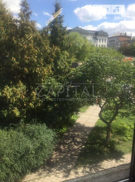 Офісна двоповерхова будівля в Києві площею 490 кв.м. фото 1 Офісна двоповерхова будівля в Києві площею 490 кв.м. фото 1