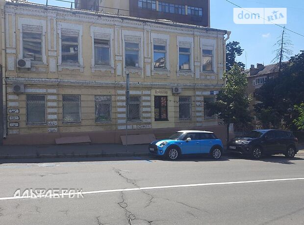 Офісна двоповерхова будівля в Києві площею 800 кв.м. фото 1