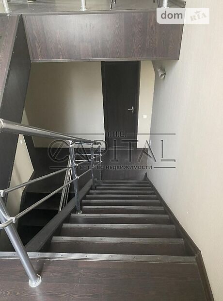 Офісна двоповерхова будівля в Києві площею 472 кв.м. фото 1 Офісна двоповерхова будівля в Києві площею 472 кв.м. фото 1