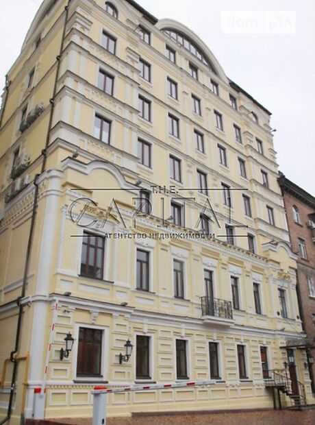 Офісна вісьмиповерхова будівля в Києві площею 3349 кв.м. фото 1