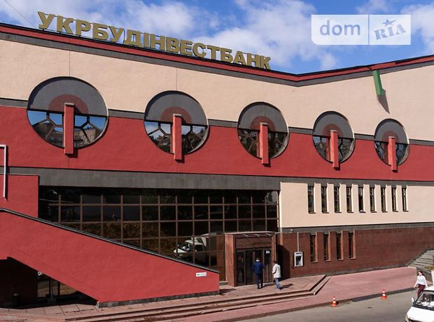 Офисное четырехэтажное здание в Киеве площадью 3740 кв.м. фото 1 Офисное четырехэтажное здание в Киеве площадью 3740 кв.м. фото 1