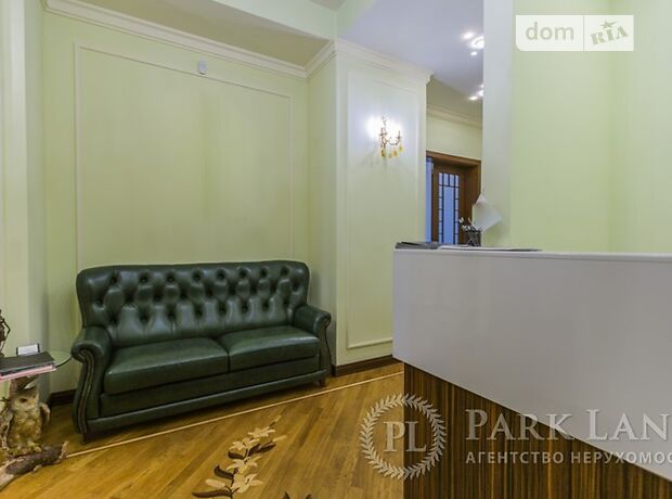 Офисное четырехэтажное здание в Киеве площадью 1752 кв.м. фото 1 Офисное четырехэтажное здание в Киеве площадью 1752 кв.м. фото 1