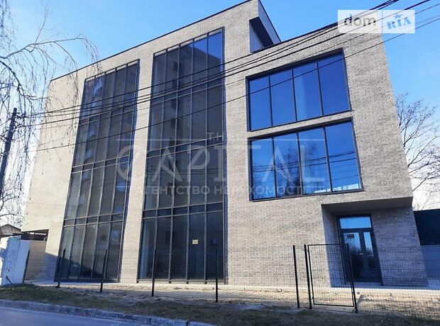Офісна чотириповерхова будівля в Києві площею 1120 кв.м. фото 1 Офісна чотириповерхова будівля в Києві площею 1120 кв.м. фото 1