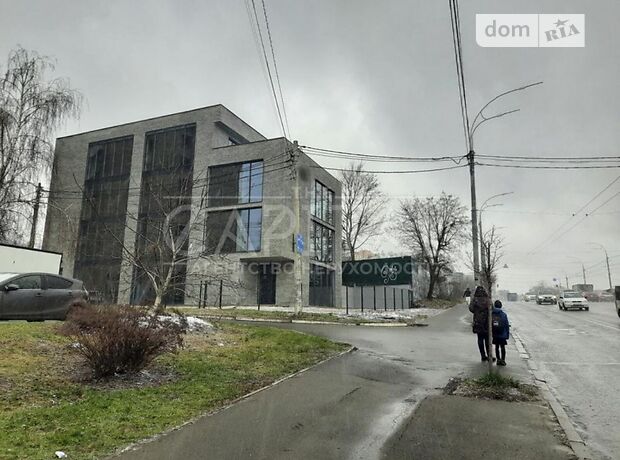 Офісна чотириповерхова будівля в Києві площею 1120 кв.м. фото 1 Офісна чотириповерхова будівля в Києві площею 1120 кв.м. фото 1