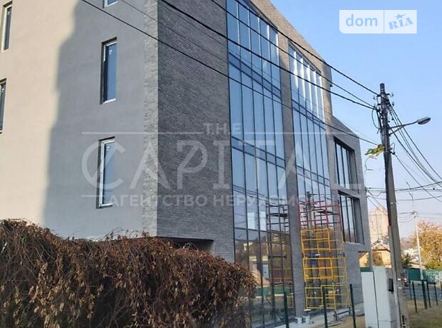 Офісна чотириповерхова будівля в Києві площею 1120 кв.м. фото 1