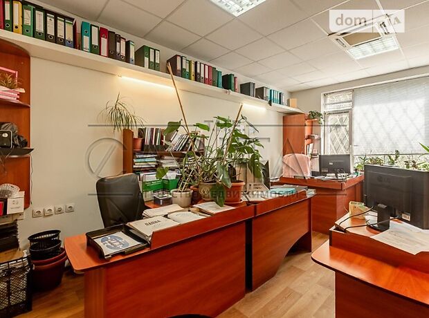 Офісна двоповерхова будівля в Києві площею 562 кв.м. фото 1 Офісна двоповерхова будівля в Києві площею 562 кв.м. фото 1
