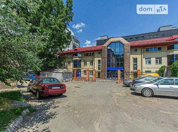 Офісна триповерхова будівля в Києві площею 1821 кв.м. фото 1 Офісна триповерхова будівля в Києві площею 1821 кв.м. фото 1
