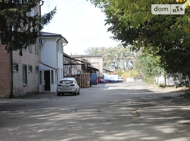 Офисное трехэтажное здание в Луцке площадью 4208.9 кв.м. фото 1 Офисное трехэтажное здание в Луцке площадью 4208.9 кв.м. фото 1