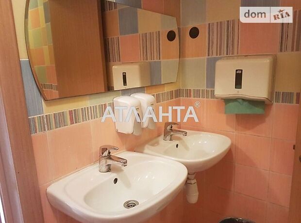 Офисное трехэтажное здание в Одессе площадью 672.4 кв.м. фото 1 Офисное трехэтажное здание в Одессе площадью 672.4 кв.м. фото 1