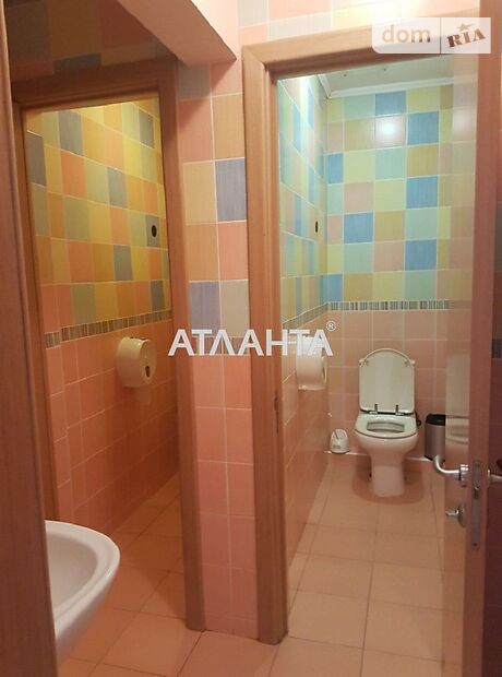 Офисное трехэтажное здание в Одессе площадью 672.4 кв.м. фото 1 Офисное трехэтажное здание в Одессе площадью 672.4 кв.м. фото 1