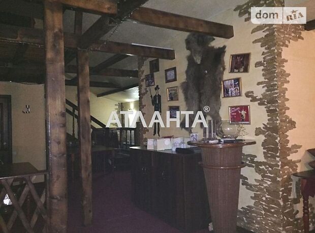 Офисное трехэтажное здание в Одессе площадью 663.2 кв.м. фото 1 Офисное трехэтажное здание в Одессе площадью 663.2 кв.м. фото 1
