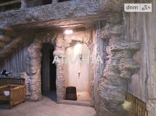 Офисное трехэтажное здание в Одессе площадью 663.2 кв.м. фото 1 Офисное трехэтажное здание в Одессе площадью 663.2 кв.м. фото 1