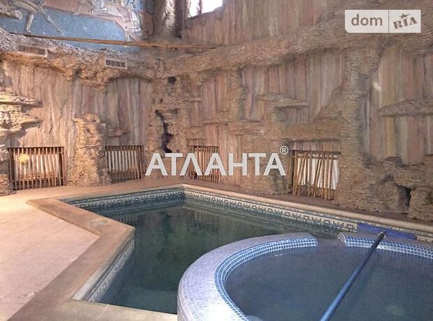 Офисное трехэтажное здание в Одессе площадью 663.2 кв.м. фото 1 Офисное трехэтажное здание в Одессе площадью 663.2 кв.м. фото 1