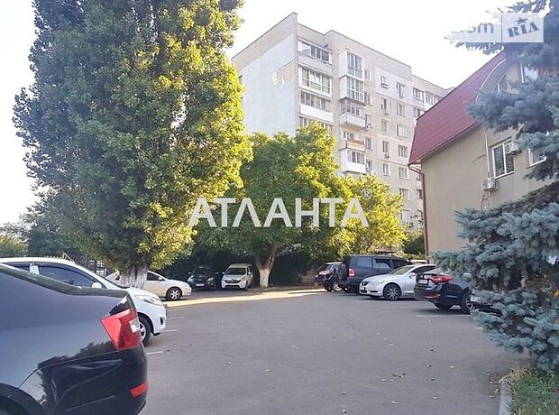 Офисное трехэтажное здание в Одессе площадью 1557.7 кв.м. фото 1 Офисное трехэтажное здание в Одессе площадью 1557.7 кв.м. фото 1