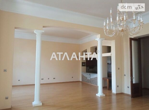 Офисное трехэтажное здание в Одессе площадью 1641 кв.м. фото 1 Офисное трехэтажное здание в Одессе площадью 1641 кв.м. фото 1