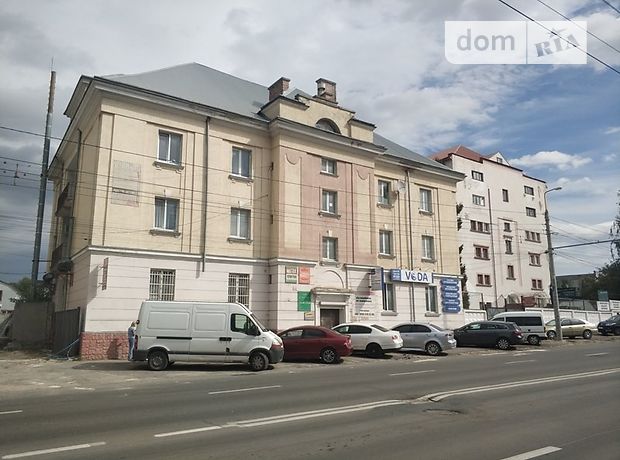 Офисное трехэтажное здание в Тернополе площадью 1325 кв.м. фото 1 Офисное трехэтажное здание в Тернополе площадью 1325 кв.м. фото 1