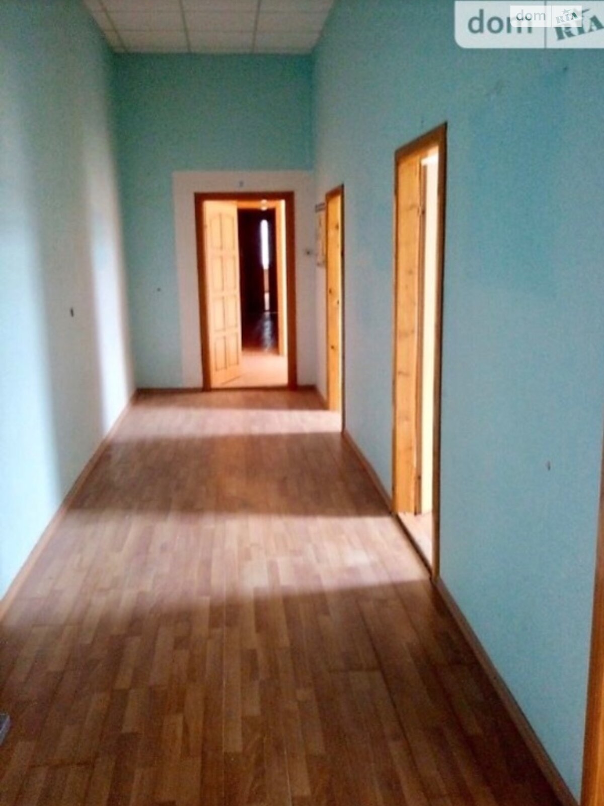 Офісне приміщення на 415 кв.м. в Ужгороді фото 1