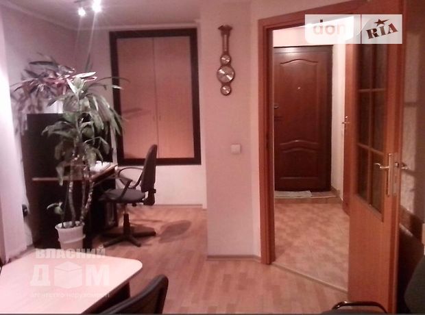 Офисное помещение на 49 кв.м. в жилом фонде в Черновцах фото 1 Офисное помещение на 49 кв.м. в жилом фонде в Черновцах фото 1