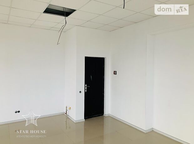 Офісне приміщення на 36 кв.м. в бізнес-центрі в Хмельницькому фото 1 Офісне приміщення на 36 кв.м. в бізнес-центрі в Хмельницькому фото 1