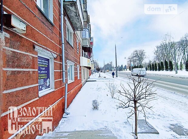 Офісне приміщення на 116.5 кв.м. в нежитловому приміщені в житловому будинку в Хмельницькому фото 1 Офісне приміщення на 116.5 кв.м. в нежитловому приміщені в житловому будинку в Хмельницькому фото 1