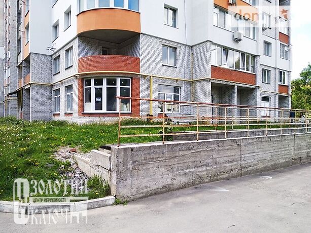 Офісне приміщення на 162 кв.м. в нежитловому приміщені в житловому будинку в Хмельницькому фото 1 Офісне приміщення на 162 кв.м. в нежитловому приміщені в житловому будинку в Хмельницькому фото 1