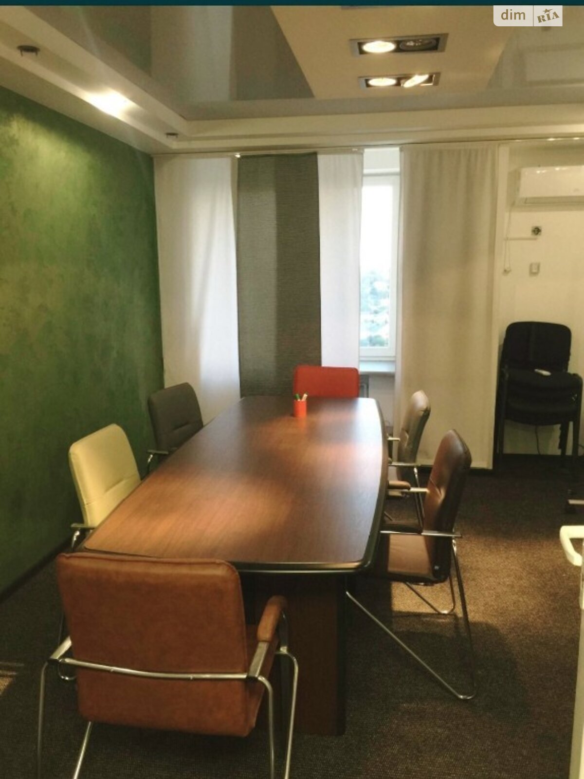 Офисное помещение на 301 кв.м. в Киеве фото 1