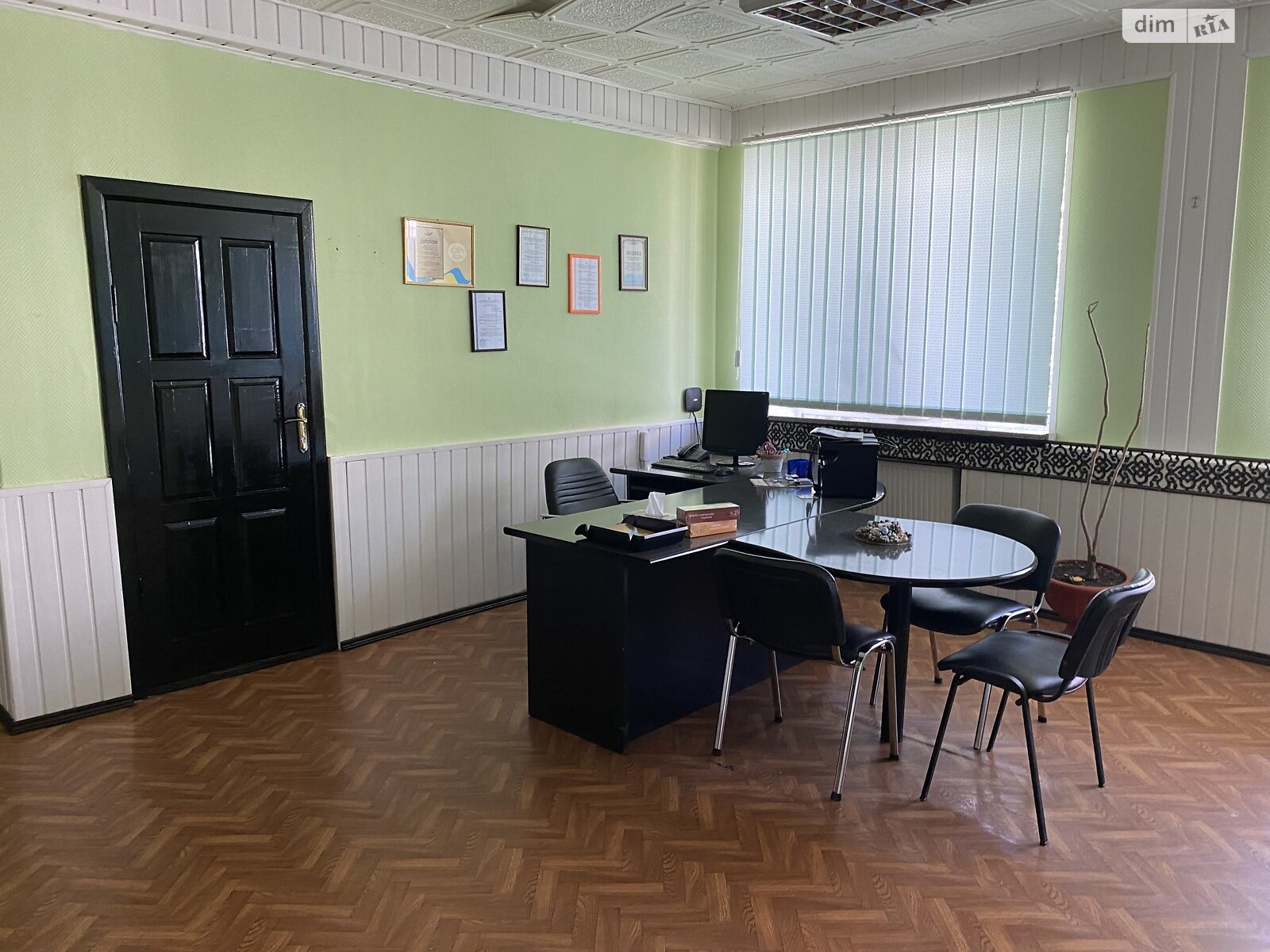 Офісне приміщення на 223 кв.м. в Кривому Розі фото 1 Офісне приміщення на 223 кв.м. в Кривому Розі фото 1