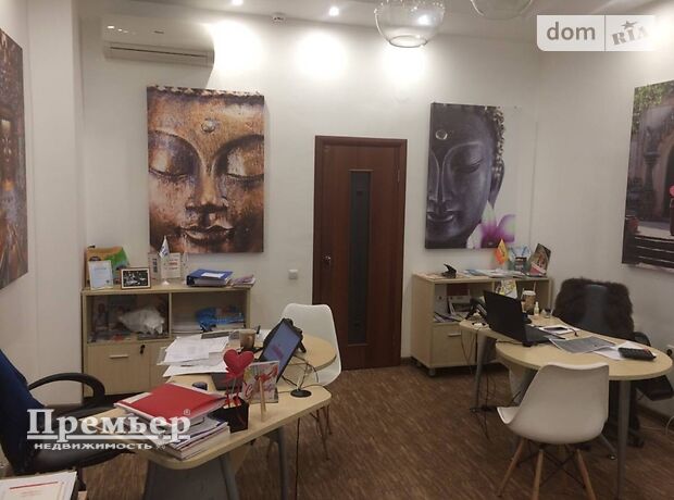 Офісне приміщення на 59 кв.м. в нежиловому приміщені в житловому будинку в Одесі фото 1 Офісне приміщення на 59 кв.м. в нежиловому приміщені в житловому будинку в Одесі фото 1