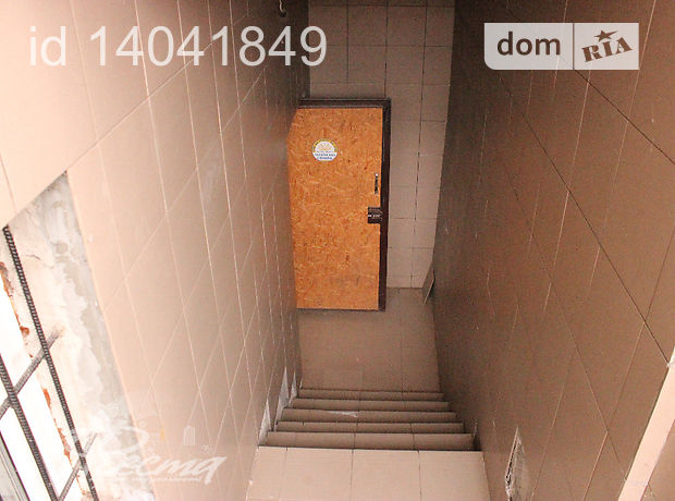 Офисное помещение на 131.4 кв.м. в нежилом помещении в жилом доме в Тернополе фото 1